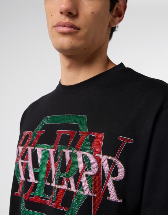 футболка  из проверенных материалов спереди