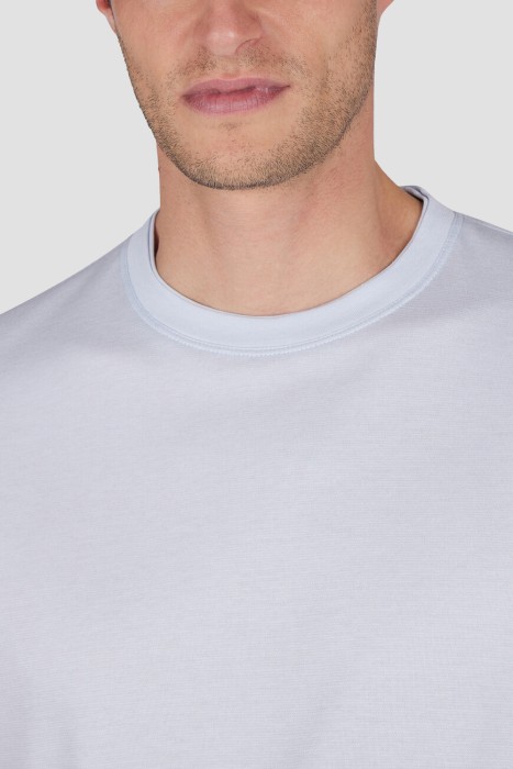 футболка  из италии вид сбоку