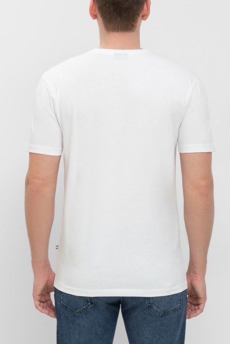 футболка  по цене 25400 руб вид справа