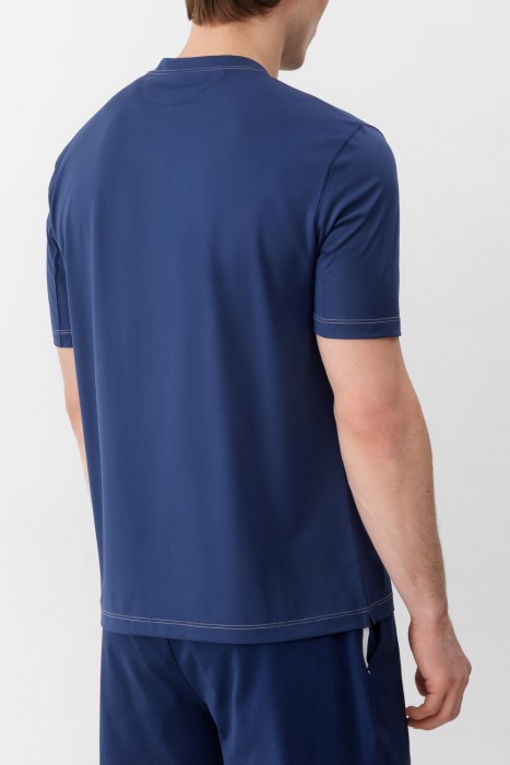 футболка  от бренда brunello cucinelli вид слева