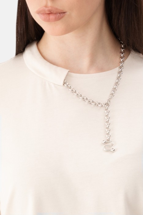 футболка  из италии вид сбоку