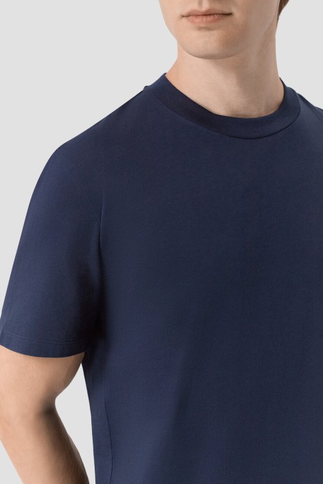 футболка  из италии вид сбоку