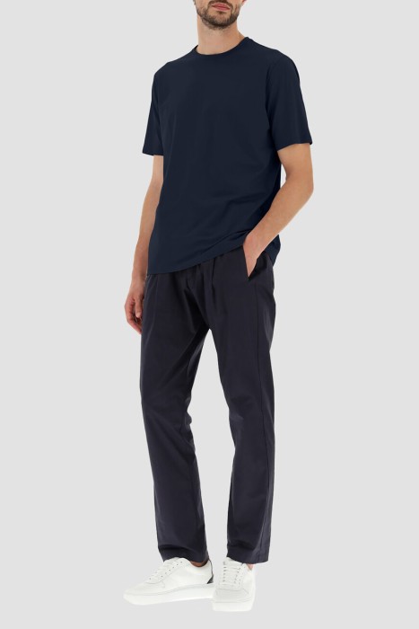 футболка  из франции вид сбоку