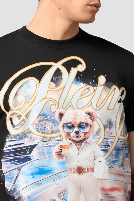 футболка  из америки вид сбоку