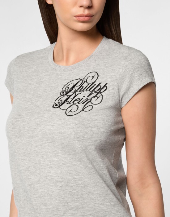 футболка  из проверенных материалов спереди