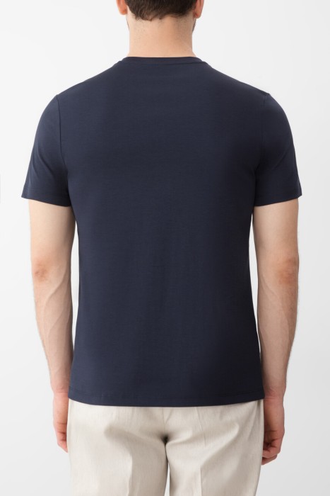 футболка  от бренда bardini вид слева