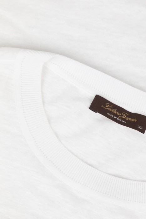 футболка  из проверенных материалов спереди