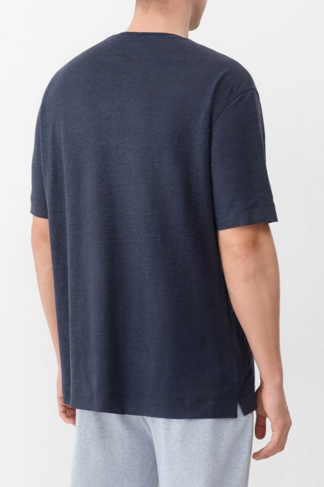 футболка  от бренда emiliano zapata вид слева