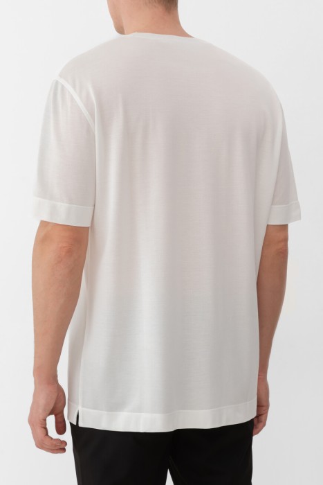 футболка  по цене 30500 руб вид справа