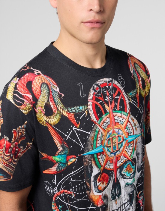 футболка  из проверенных материалов спереди