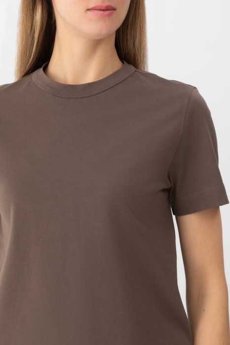 футболка  из италии вид сбоку