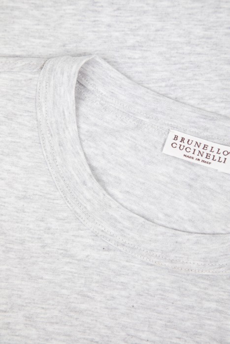 футболка  из хлопка спереди