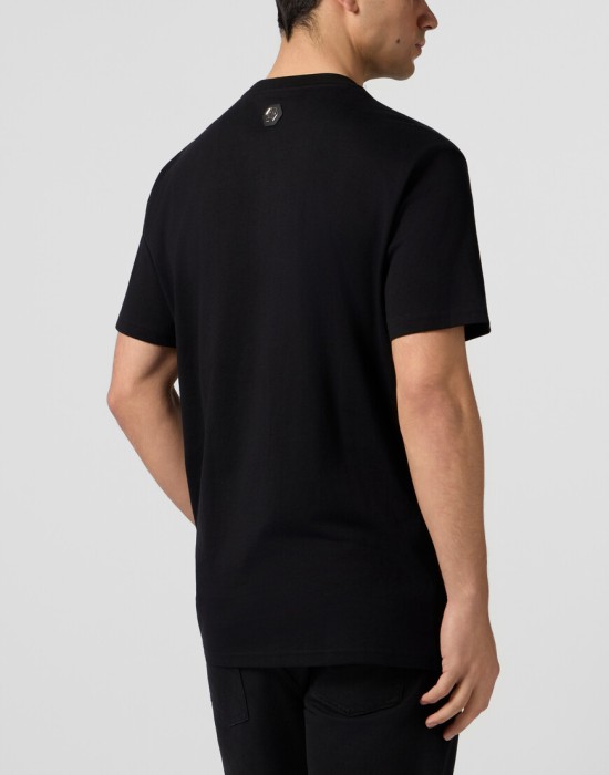 футболка  из америки вид сбоку