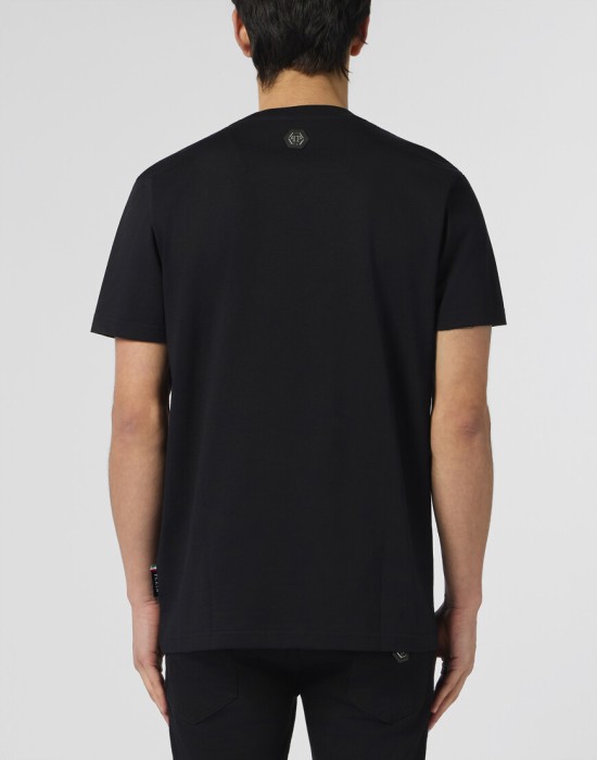 футболка  из америки вид сбоку