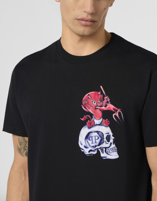 футболка  из проверенных материалов спереди