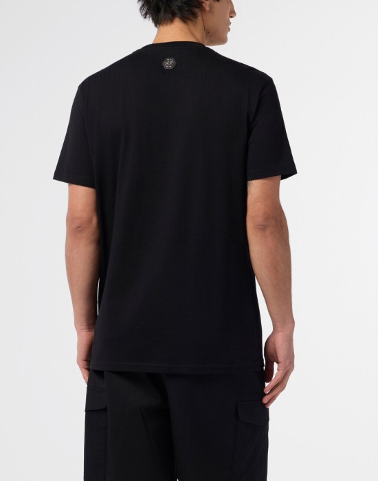 футболка  из америки вид сбоку