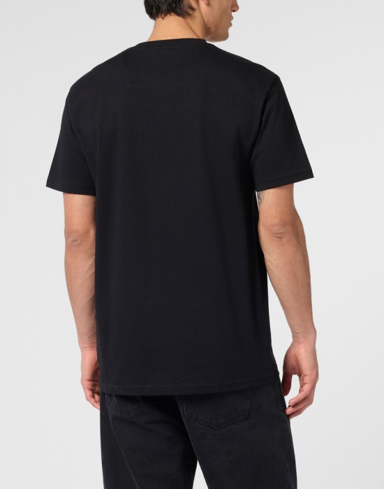 футболка  из америки вид сбоку