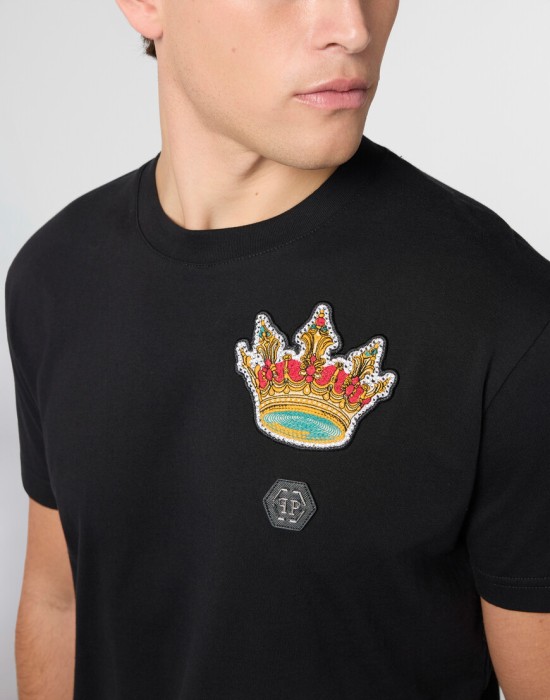 футболка  из проверенных материалов спереди