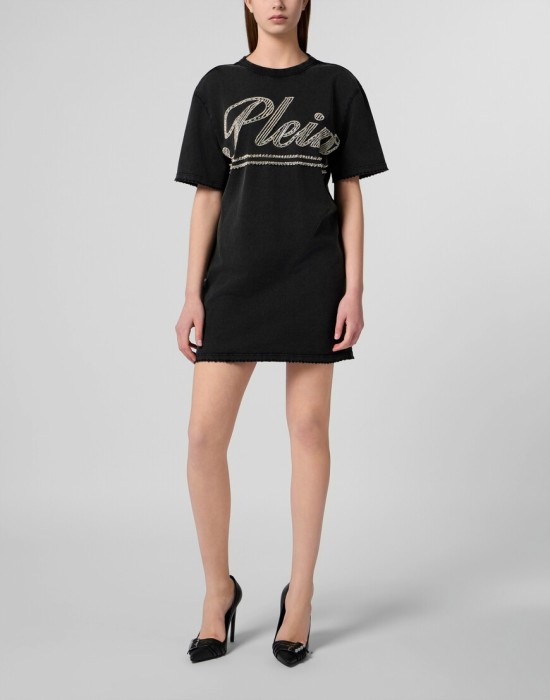 Товар черного цвета с внутренней стороны