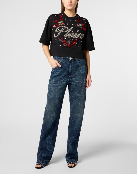 Товар черного цвета с внутренней стороны