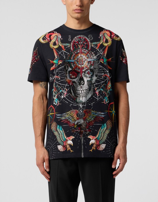 футболка  от бренда philipp plein вид слева