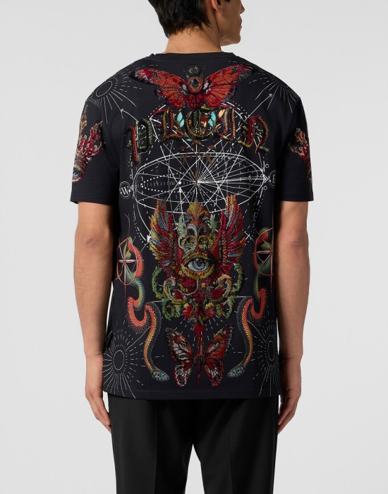 футболка  из америки вид сбоку