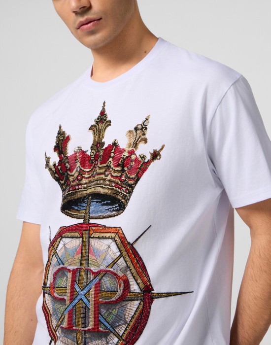 футболка  из проверенных материалов спереди