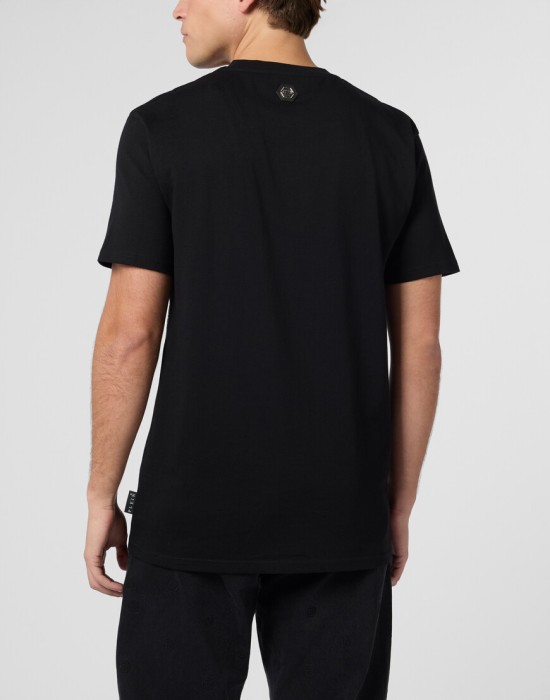 футболка  из америки вид сбоку