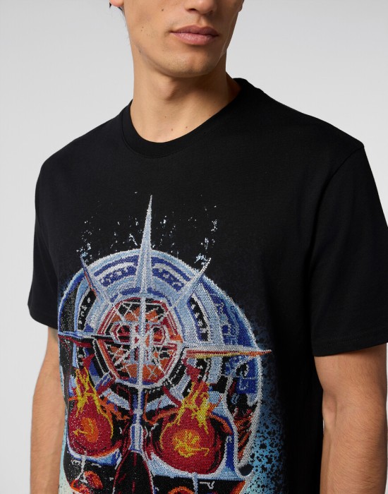 футболка  из проверенных материалов спереди