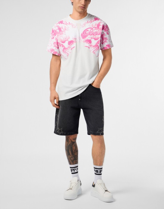 Товар белого цвета с внутренней стороны