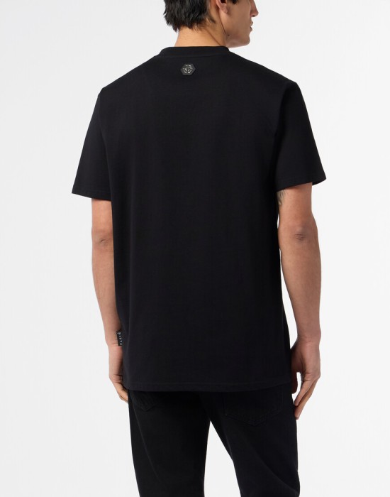 футболка  из америки вид сбоку