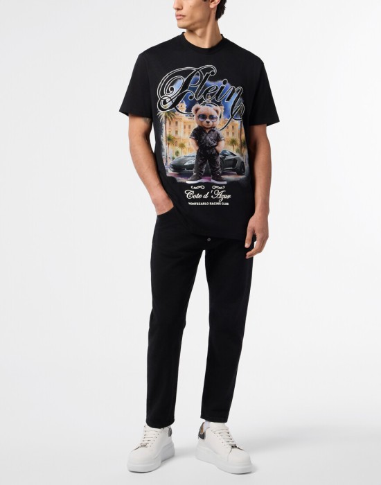 Товар черного цвета с внутренней стороны