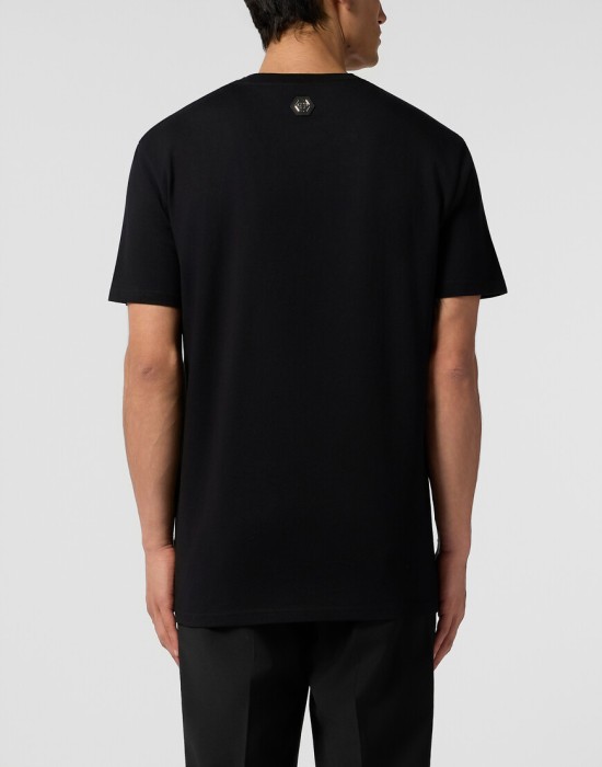 футболка  из америки вид сбоку