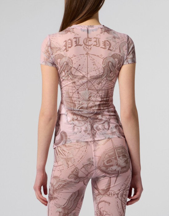 футболка  из америки вид сбоку