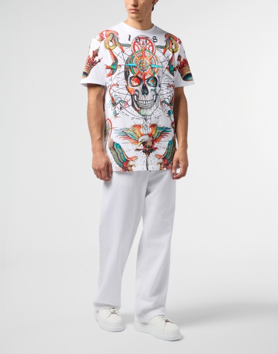 Товар белого цвета с внутренней стороны