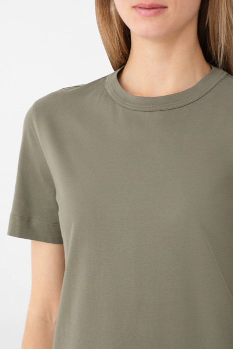 футболка  из италии вид сбоку