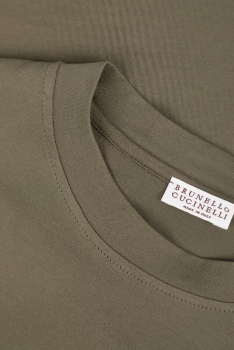 футболка  из хлопка спереди