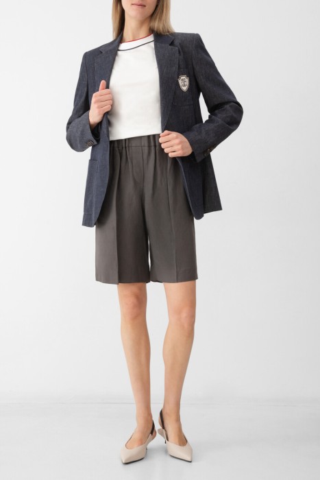 Товар белого цвета с внутренней стороны