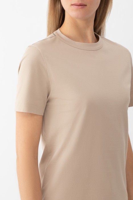 футболка  из италии вид сбоку