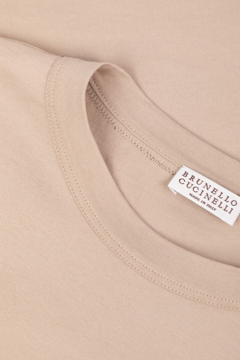 футболка  из хлопка спереди