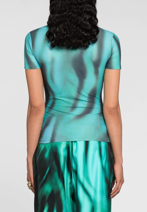 футболка  из италии вид сбоку