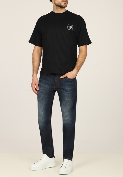 футболка  от бренда opening ceremony вид слева