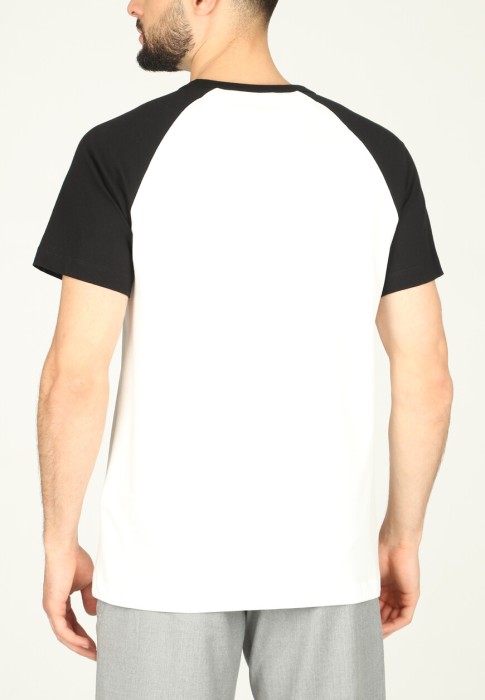 футболка  из италии вид сбоку