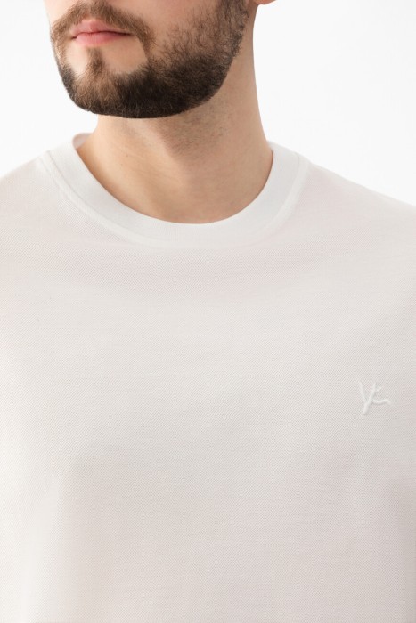 футболка  из италии вид сбоку