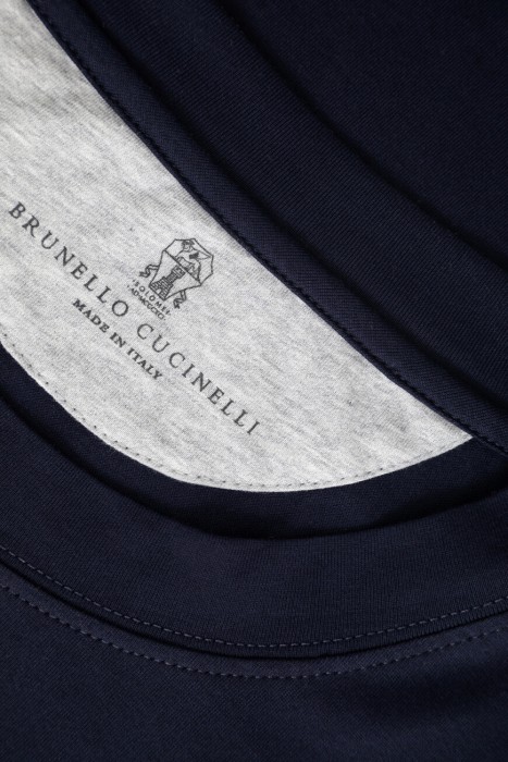 футболка  из хлопка спереди