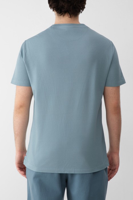 футболка  по цене 59500 руб вид справа