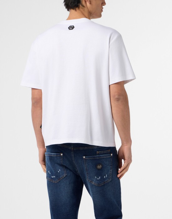 футболка  из америки вид сбоку