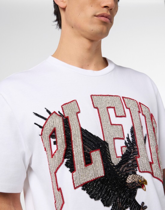 футболка  из проверенных материалов спереди