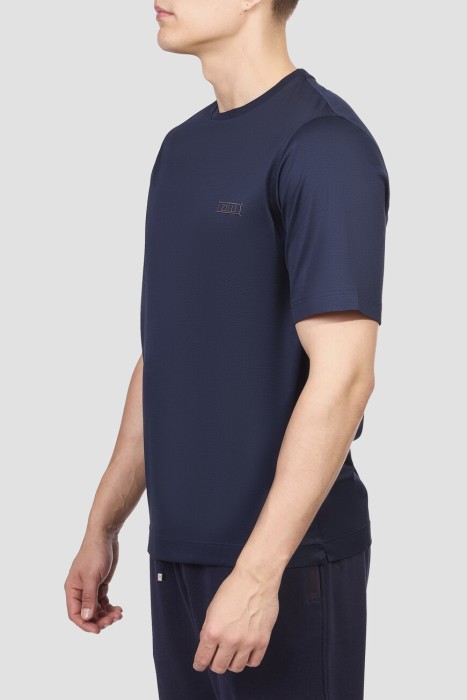 футболка  из италии вид сбоку