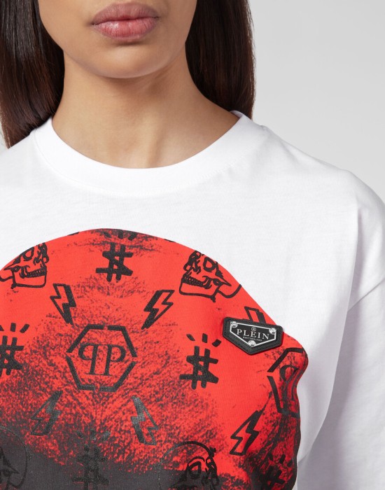 Товар белого цвета с внутренней стороны